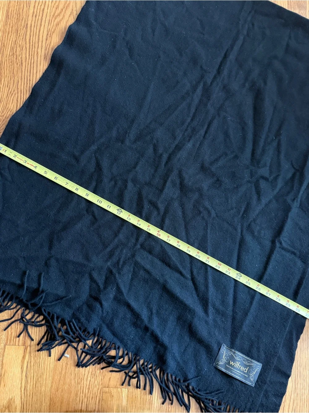 Wilfred Aritzia oversized black wool warm scarf